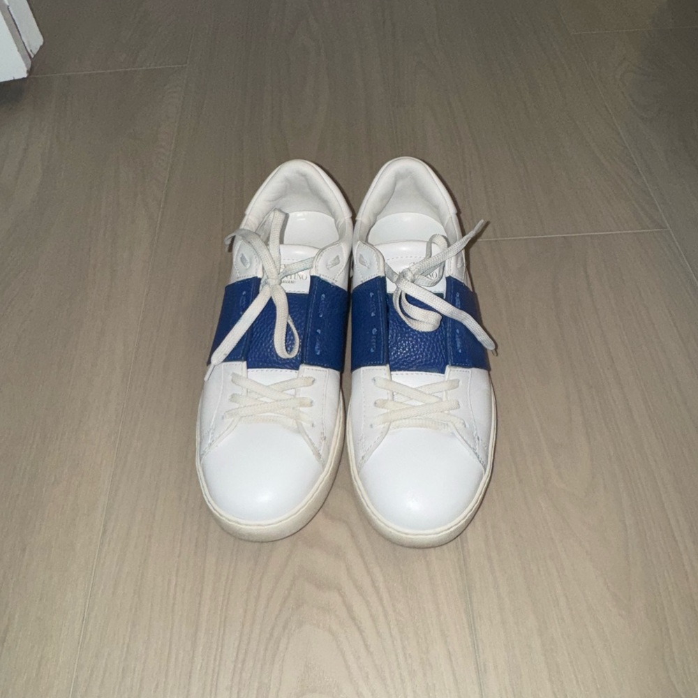 Valentino Garavani Calfskin Open Sneakers White/Navy Leather - Picture 12 of 12